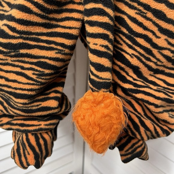 The Children's Place 2pc Tiger‎ Halloween Costume Sz 6-12 months Good Condition - Picture 4 of 7